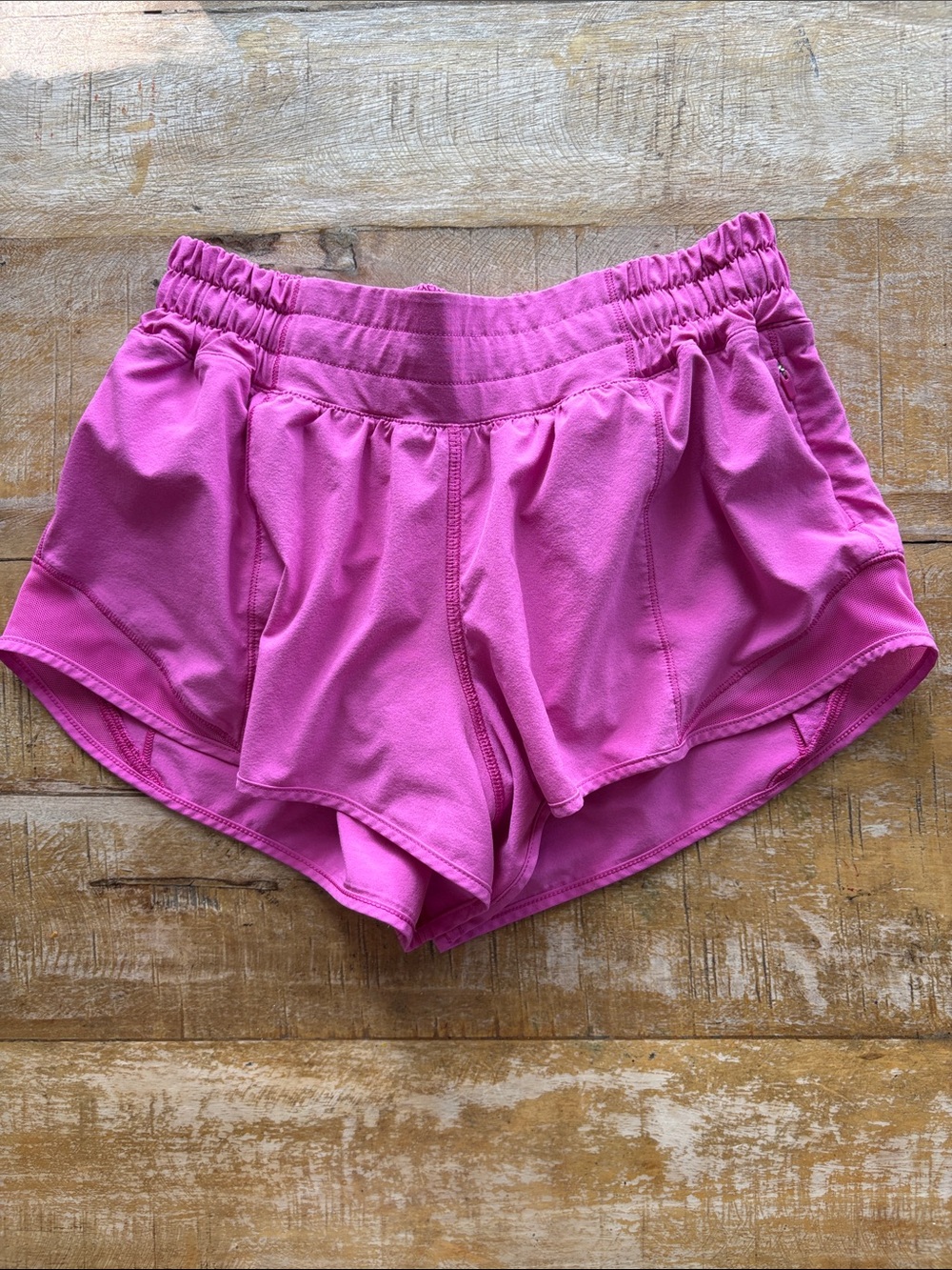 Lululemon Women’s Pink Athletic Hottie Hot Shorts size 4